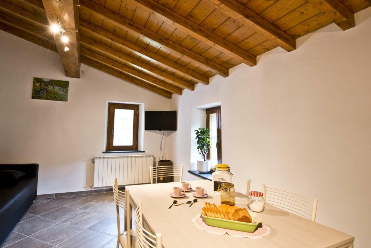 Le Casine Del Borgo Bed & Breakfast Borgo a Mozzano Bagian luar foto