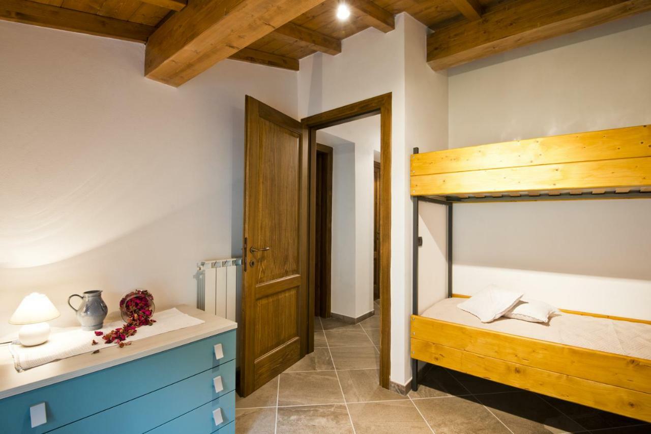 Le Casine Del Borgo Bed & Breakfast Borgo a Mozzano Bagian luar foto